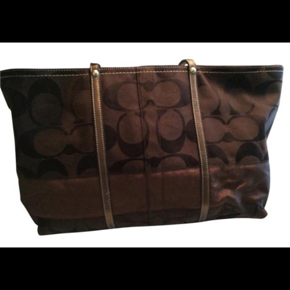 Large Signature Stripe Brown/Bronze Tote - Picture 1 of 8
